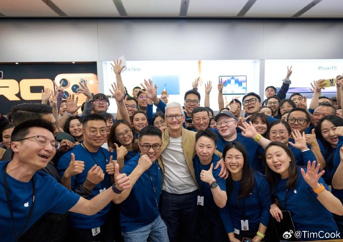 Following Tim Cook in China: The Places He Visited and Why He Loves Chengdu