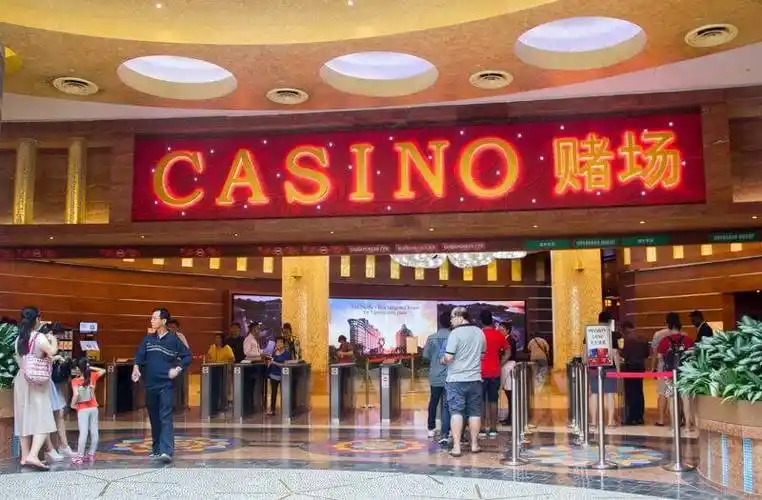 Best Places to Visit in Macau Beyond the Casinos